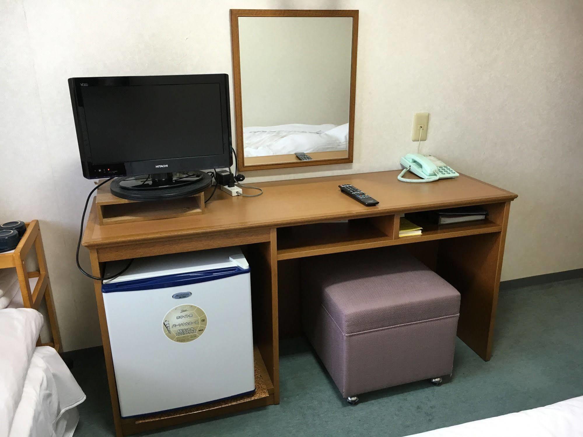 Aoi Business Hotel Fukuyama Bagian luar foto