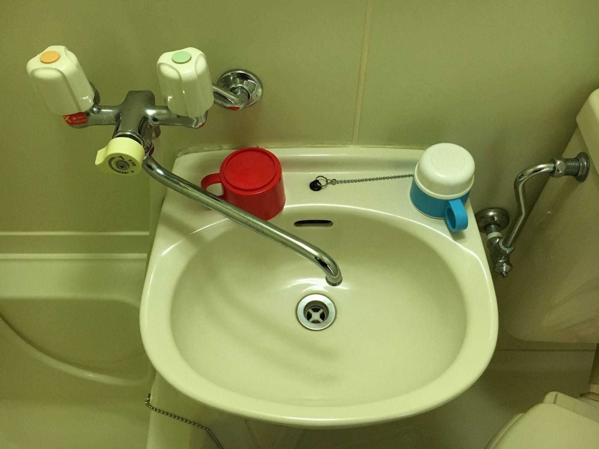 Aoi Business Hotel Fukuyama Bagian luar foto